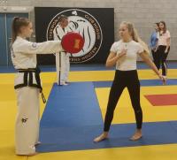 Zelfverdedigingstechnieken voor tieners